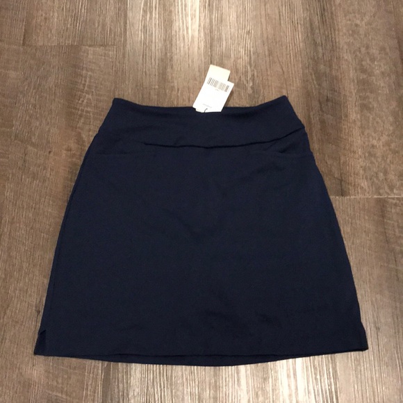 Adidas golf skirt - Picture 3 of 7